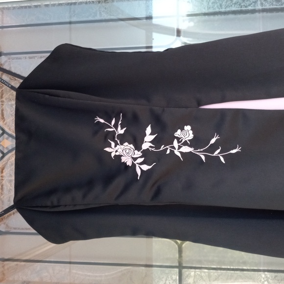 Fairweather Gorgeous Black/Powder Pink Formal Maxi Flared Gown Size 4 Excel.Cond - Picture 4 of 11